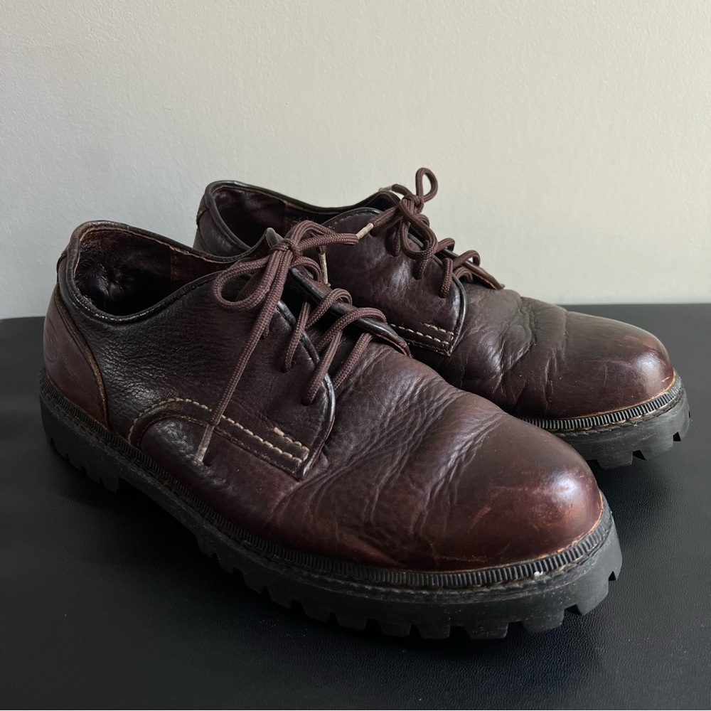Men's Lace-Up Leather Shoes in Dark Brown